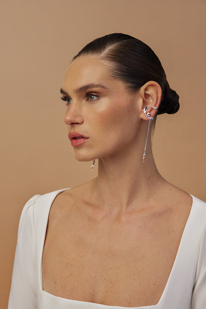 Silver Frida Pendant Earrings – organic shapes and long chain – sculptural design