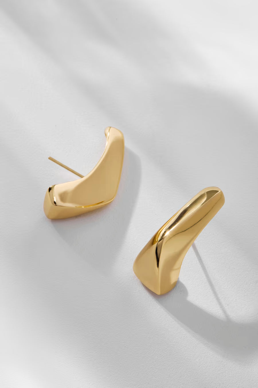 Dualis Earhook