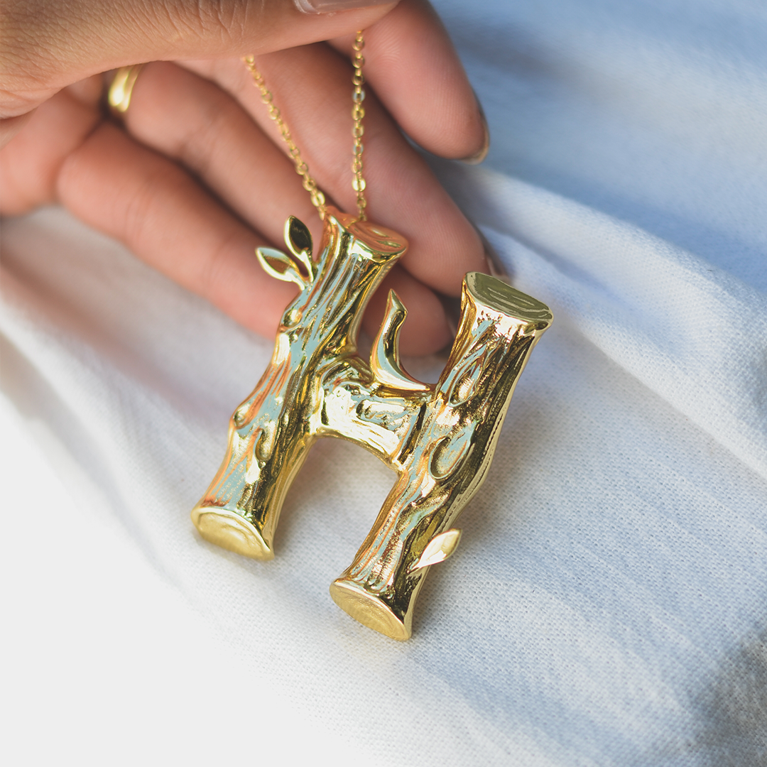 Identidade H Necklace