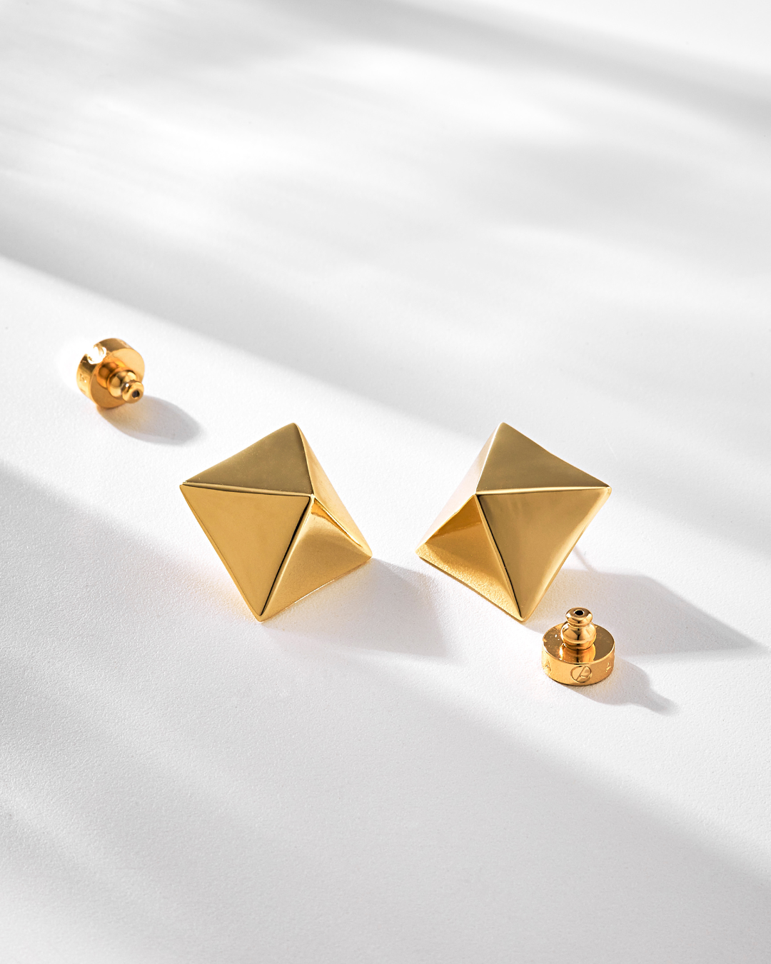 Quantum Earring