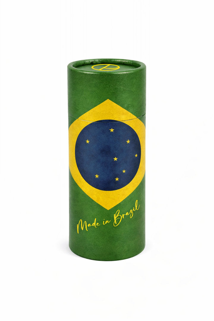 Polyester scarf celebrating Brazilian identity, national pride and cultural elegance.