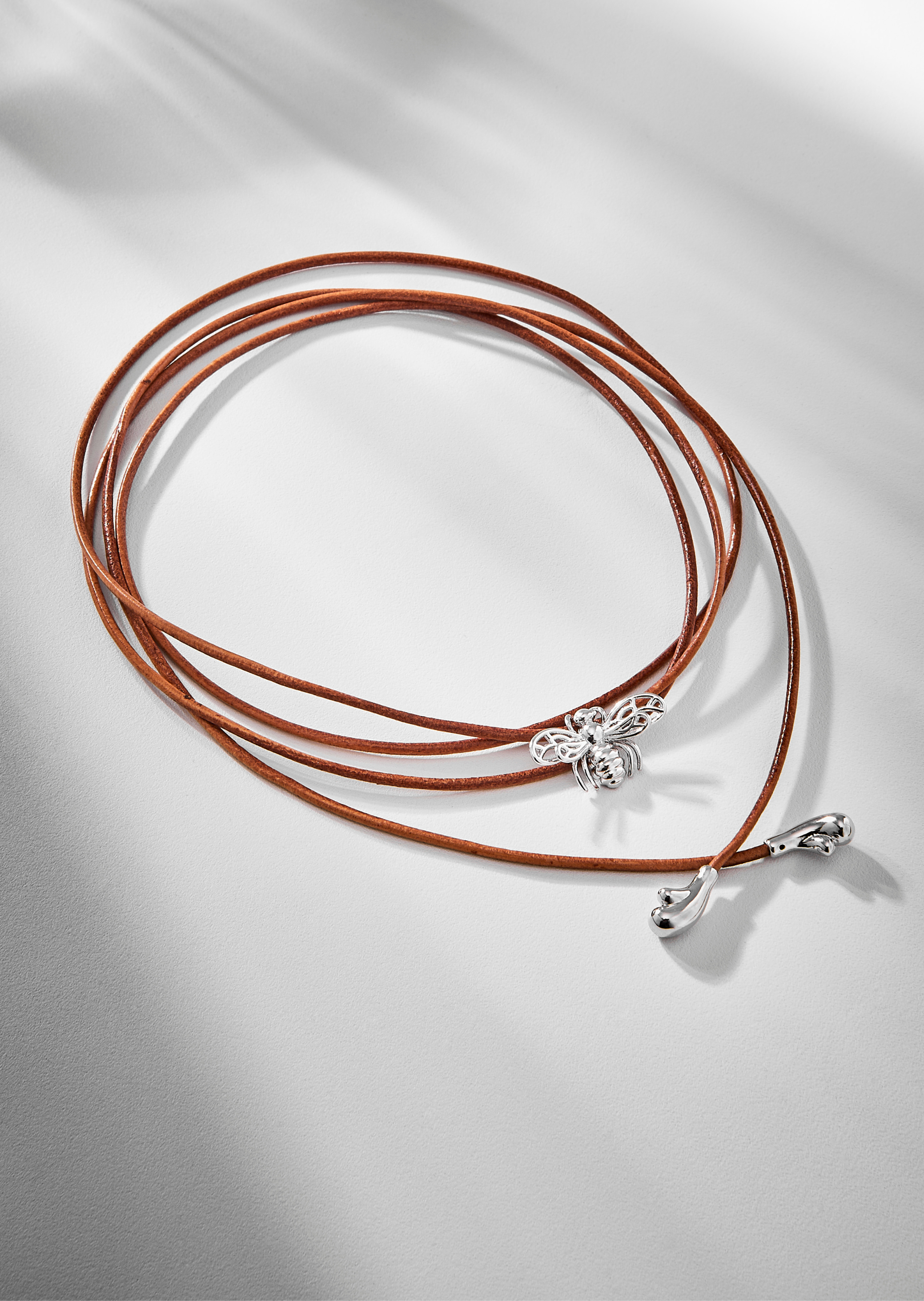 Abelha Leather (Daughter) Necklace