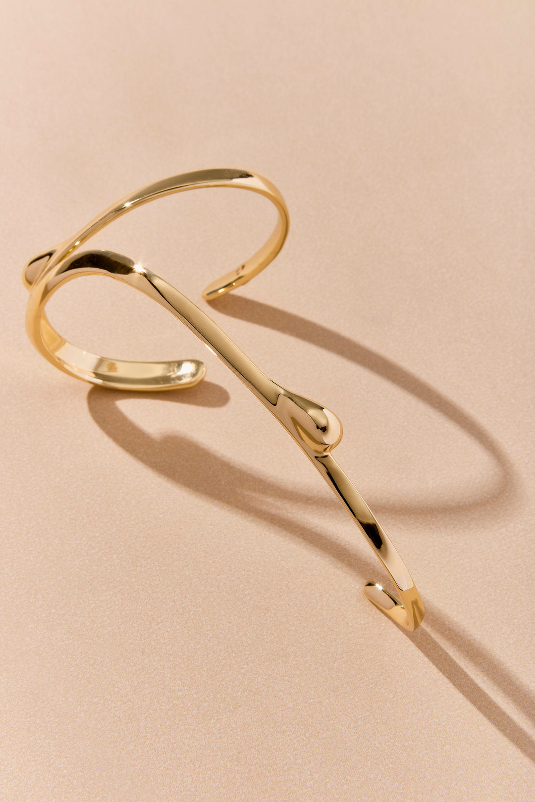 Escorrente Hand Bracelet